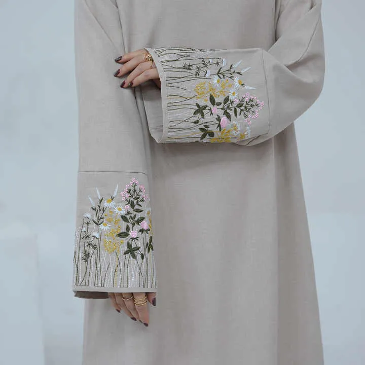 عباية طويلة جديدة - New Arrivals Long Abaya