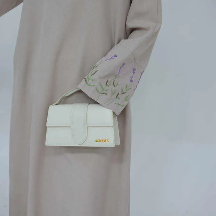 عباية طويلة جديدة - New Arrivals Long Abaya