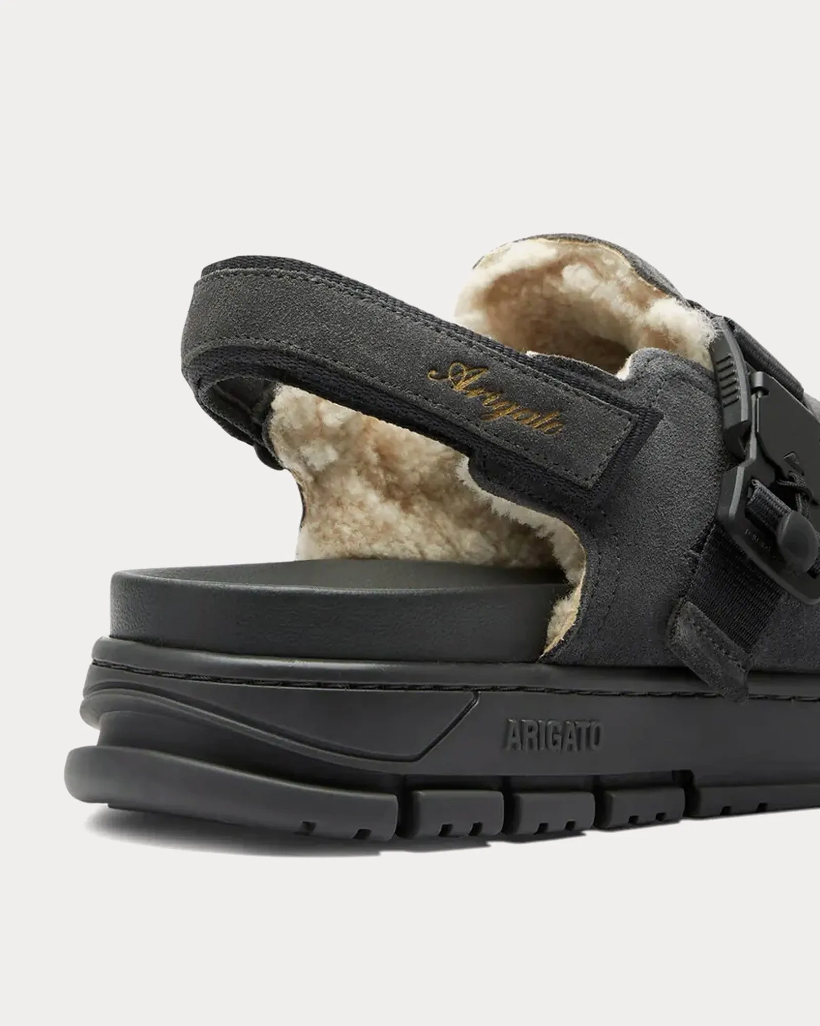 Area Sandal Black / Black Slip Ons