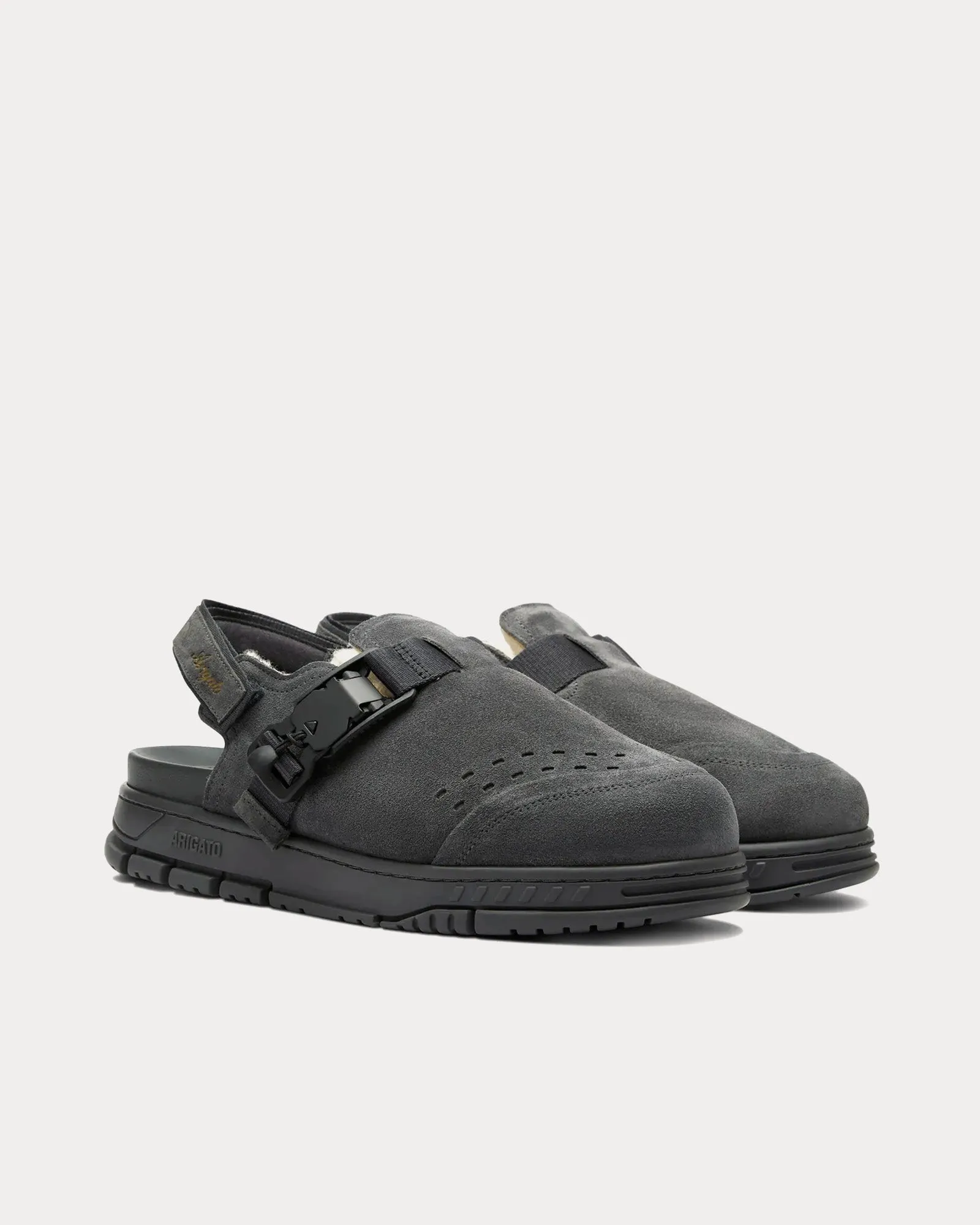 Area Sandal Black / Black Slip Ons