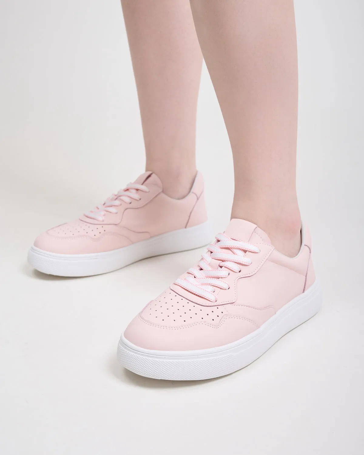 Cherilyn Sneakers
