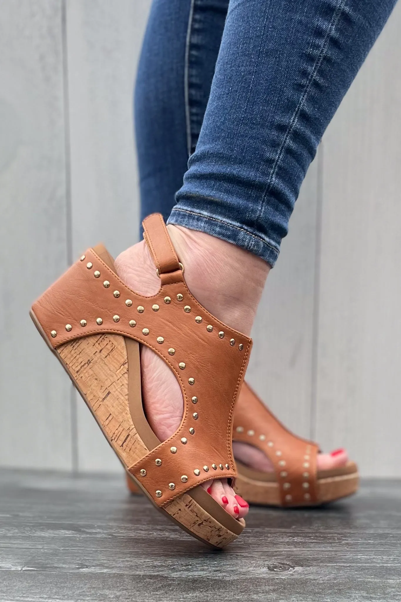 Corkys Carley in Cognac with Studs
