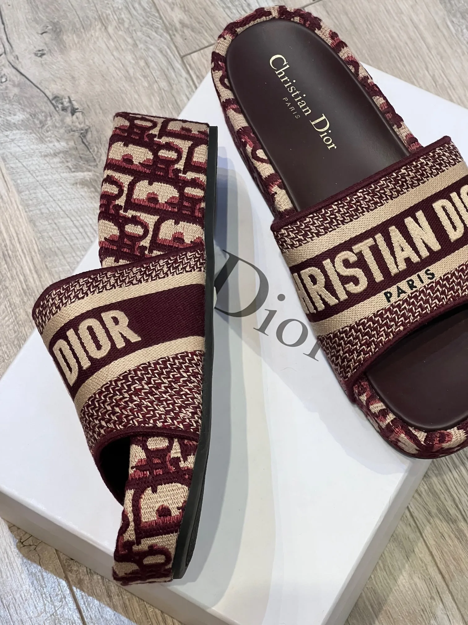 DIOR OBLIQUE D-WAY PLATFORM SANDALS