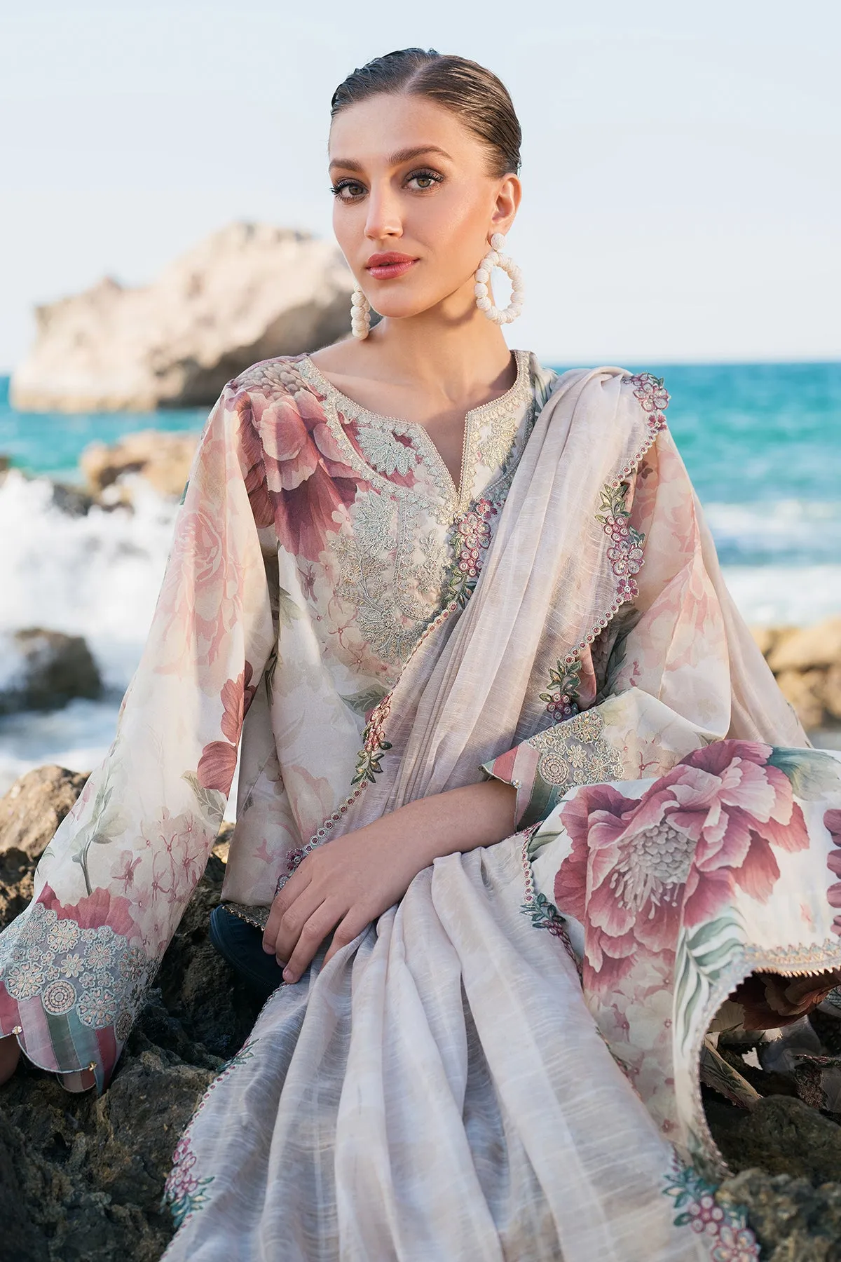 EMBROIDERED PRINTED LAWN UF-4123
