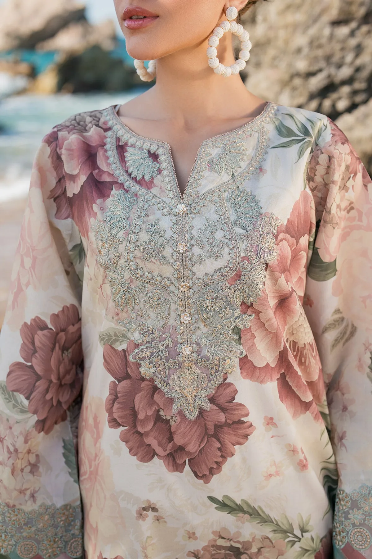 EMBROIDERED PRINTED LAWN UF-4123