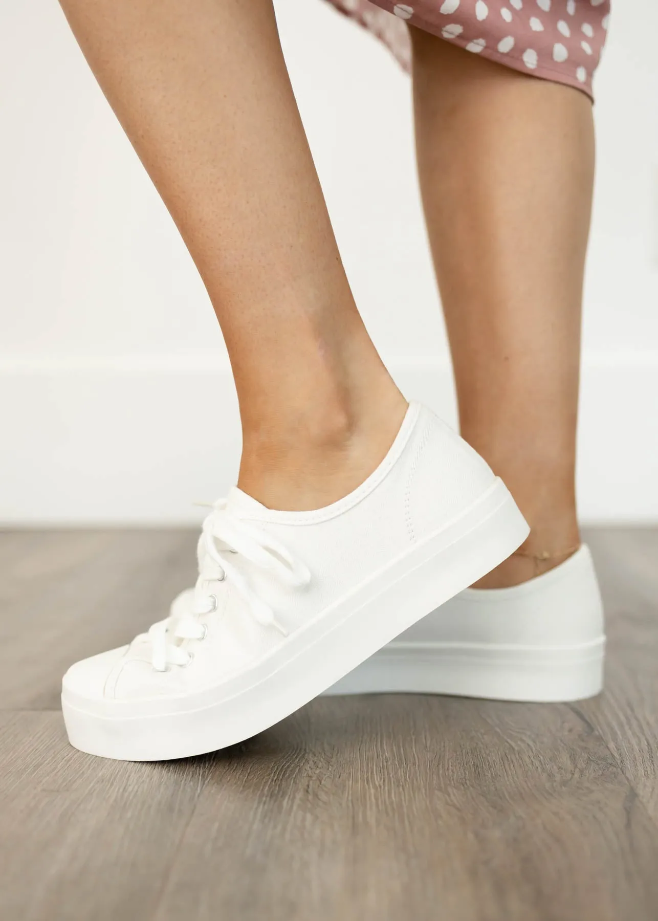 Gina White Sneakers