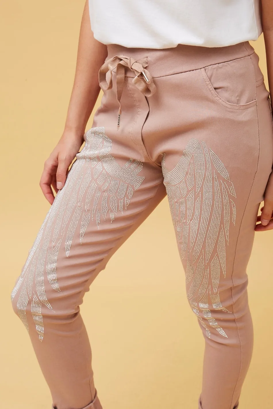 JANJA DIAMANTE WINGS JOGGER PANTS