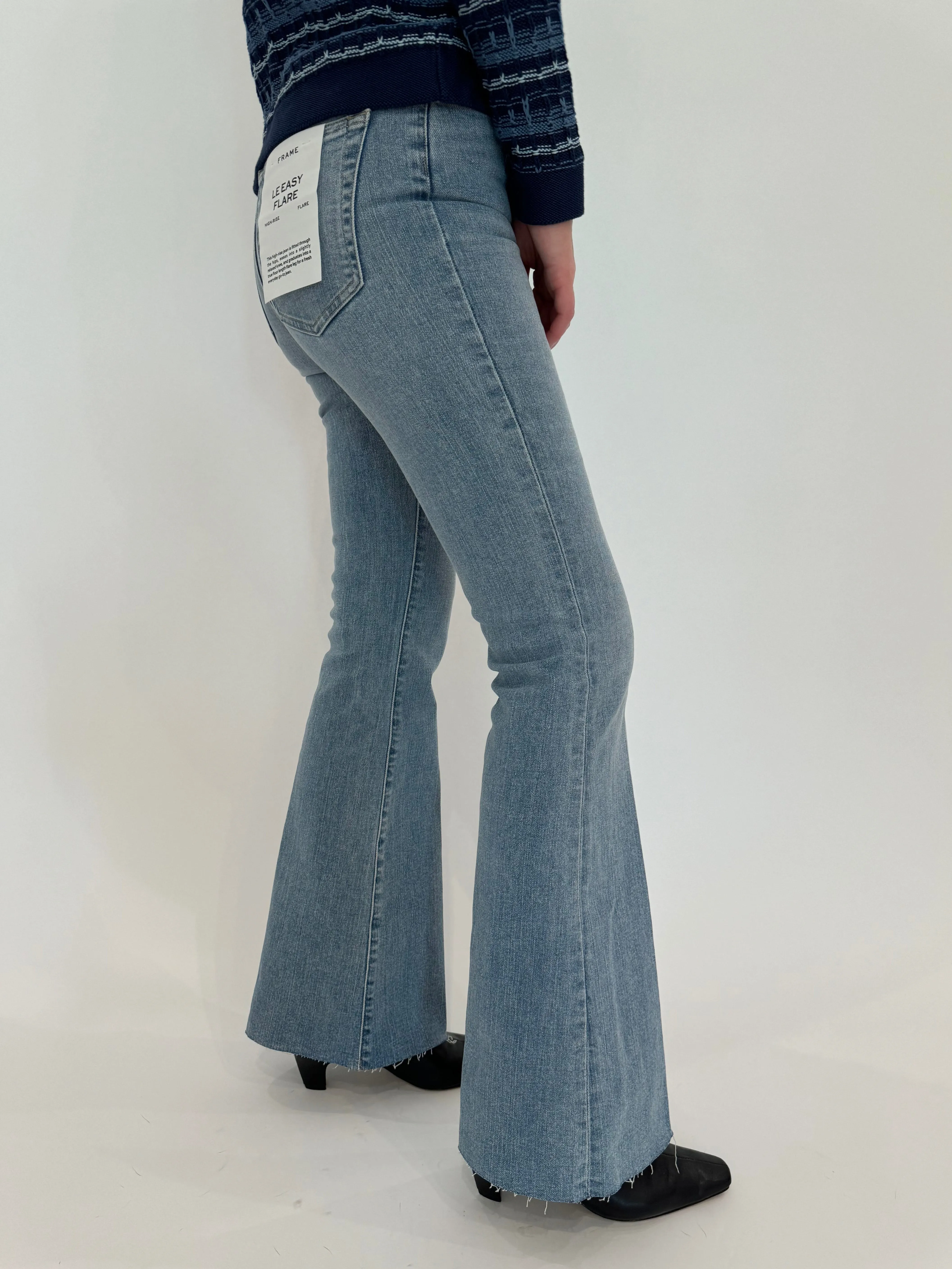 Le Easy Flare Raw Fray Jeans
