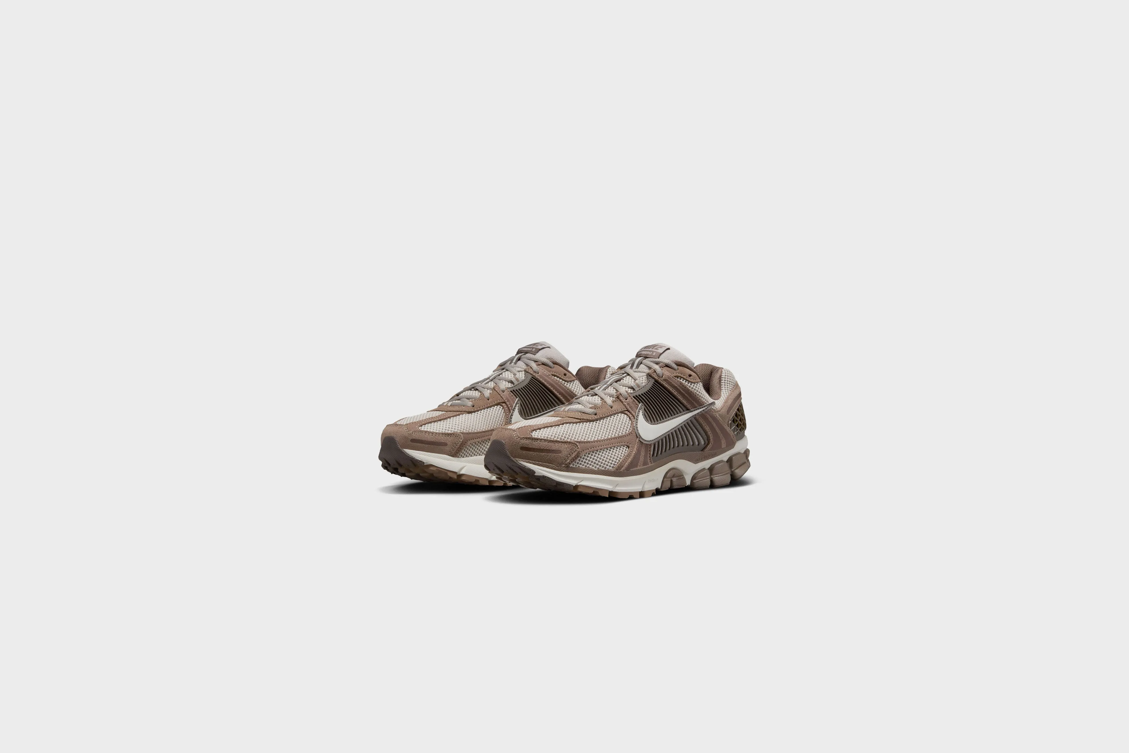 Nike Zoom Vomero 5 (College Grey/Sail-Mink Brown)