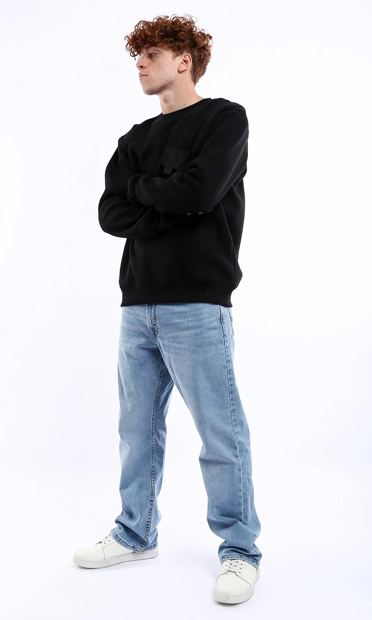 O175662 Black Round Neck Solid Winter Sweatshirt