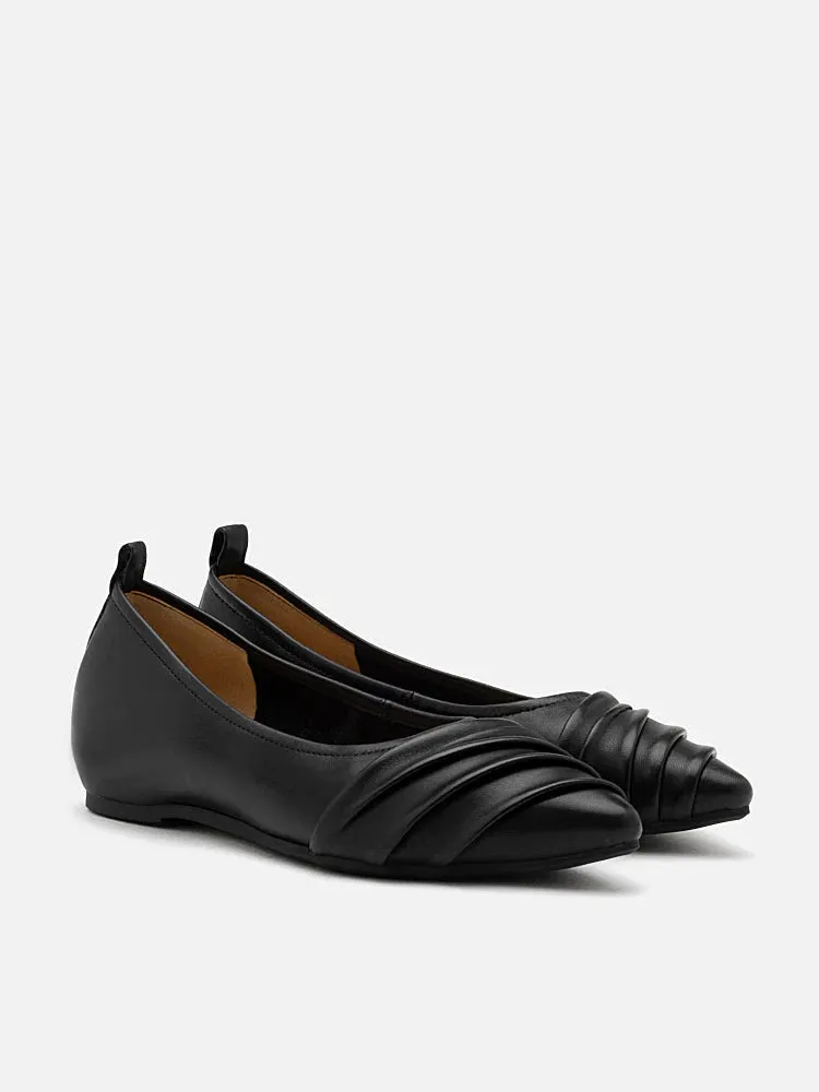 Rylee Ruched Detail Covered Flats