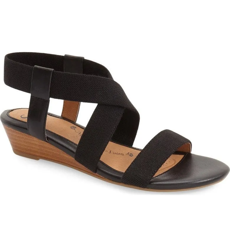 SOFFT Women's •Imala• Criss-Cross Slingback Sandals