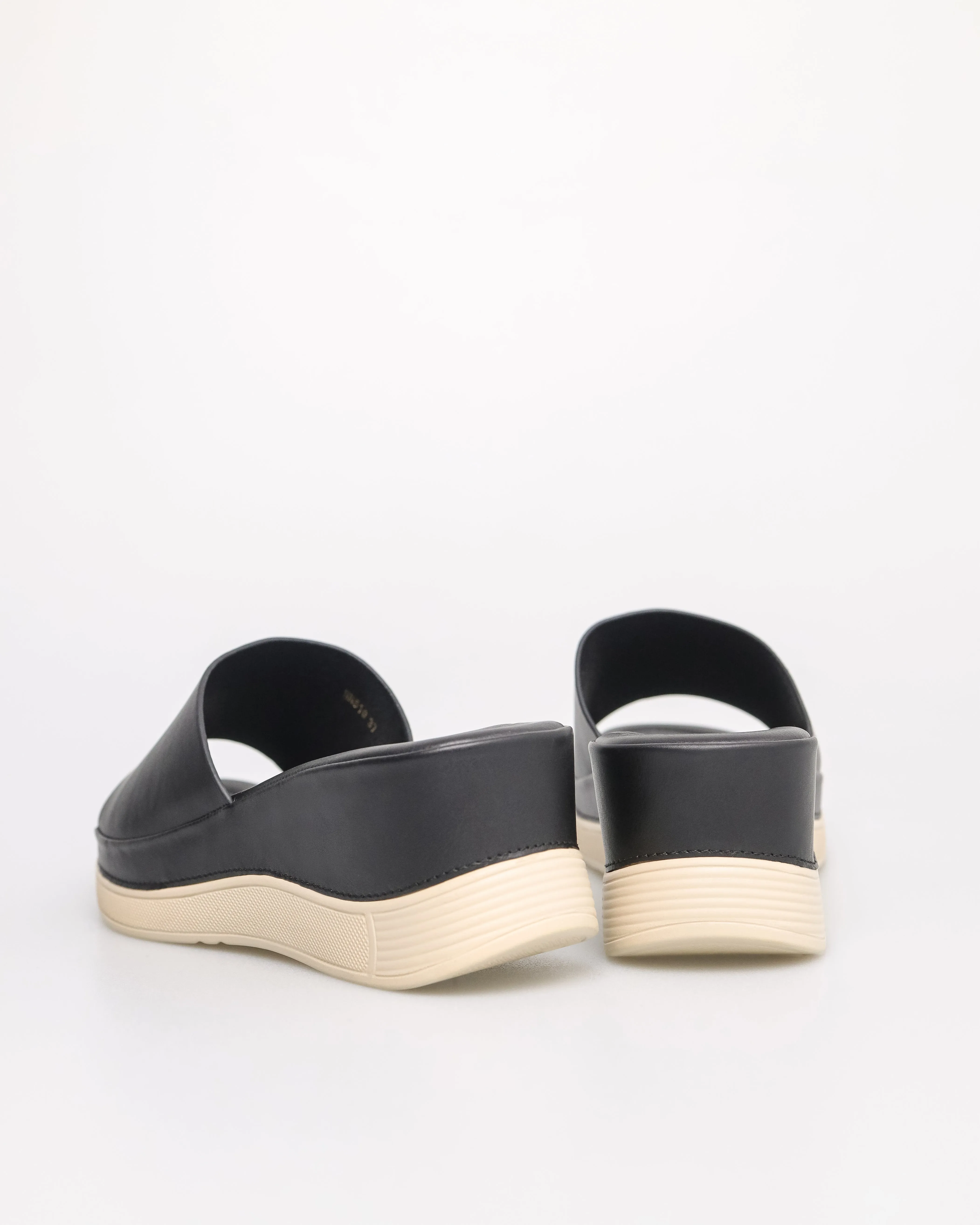 Tomaz NN510 Ladies Urban Luxe Sandals